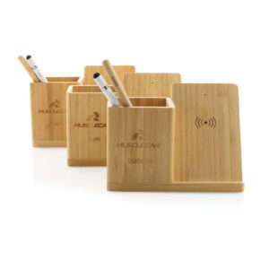 Calgary FSC® bambuko 10W belaidis įkroviklis su rašiklių laikikliu