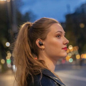 Urban Vitamin Gilroy ausinės su hibridine ANC ir ENC triukšmo slopinimo funkcija