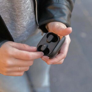 Urban Vitamin Gilroy ausinės su hibridine ANC ir ENC triukšmo slopinimo funkcija