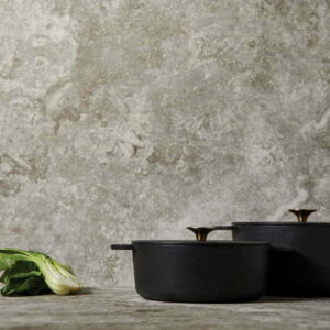 Vidutinio dydžio Ukiyo ketaus keptuvė