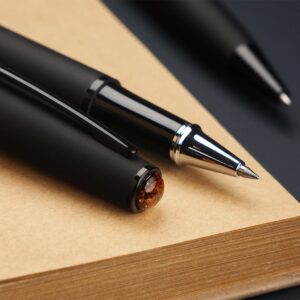 Tušinukai su gintaru