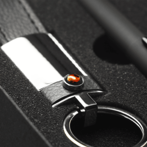 Tušinukų ir pakabuko rinkinys su gintaru