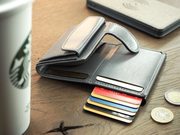 Perdirbtos odos piniginė su RFID apsauga su kortelių dėklu - Image 4