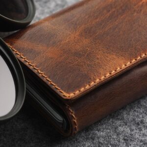 Sendintos odos RFID piniginė su kortelių dėklu