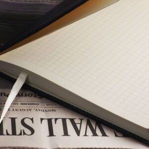 A5 knygutė - glamžyto popieriaus viršelio imitacija