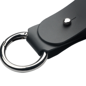 Perdirbtos odos pakabukas raktams