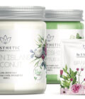 Natūrali vonios druska, Trys "Be Esthetic" kosmetikos gaminiai: Virgin Island Coconut šveičiamoji vonios druska, Eucalyptus & Mint vonios druska ir Sparkling Rose vonios druskos pakuotė.