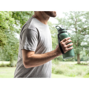 Didelė plastikinė gertuvė su šiaudeliu